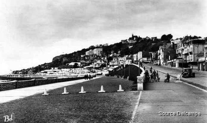 76 Le Havre Boulevard Albert 1er et Vue de La Heve.jpg